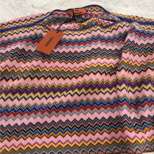 💕NWT Missoni Vibrant Zigzag poncho/ scarf
